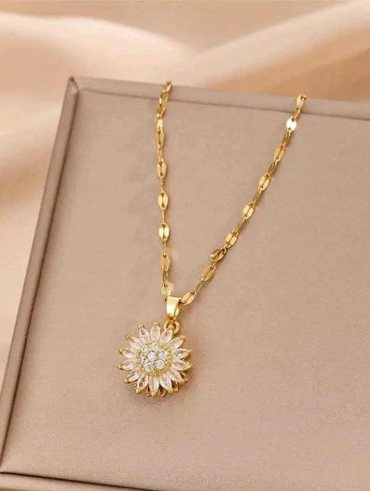 Collar Mujer Corazón Giratorio - Elegancia en Movimiento